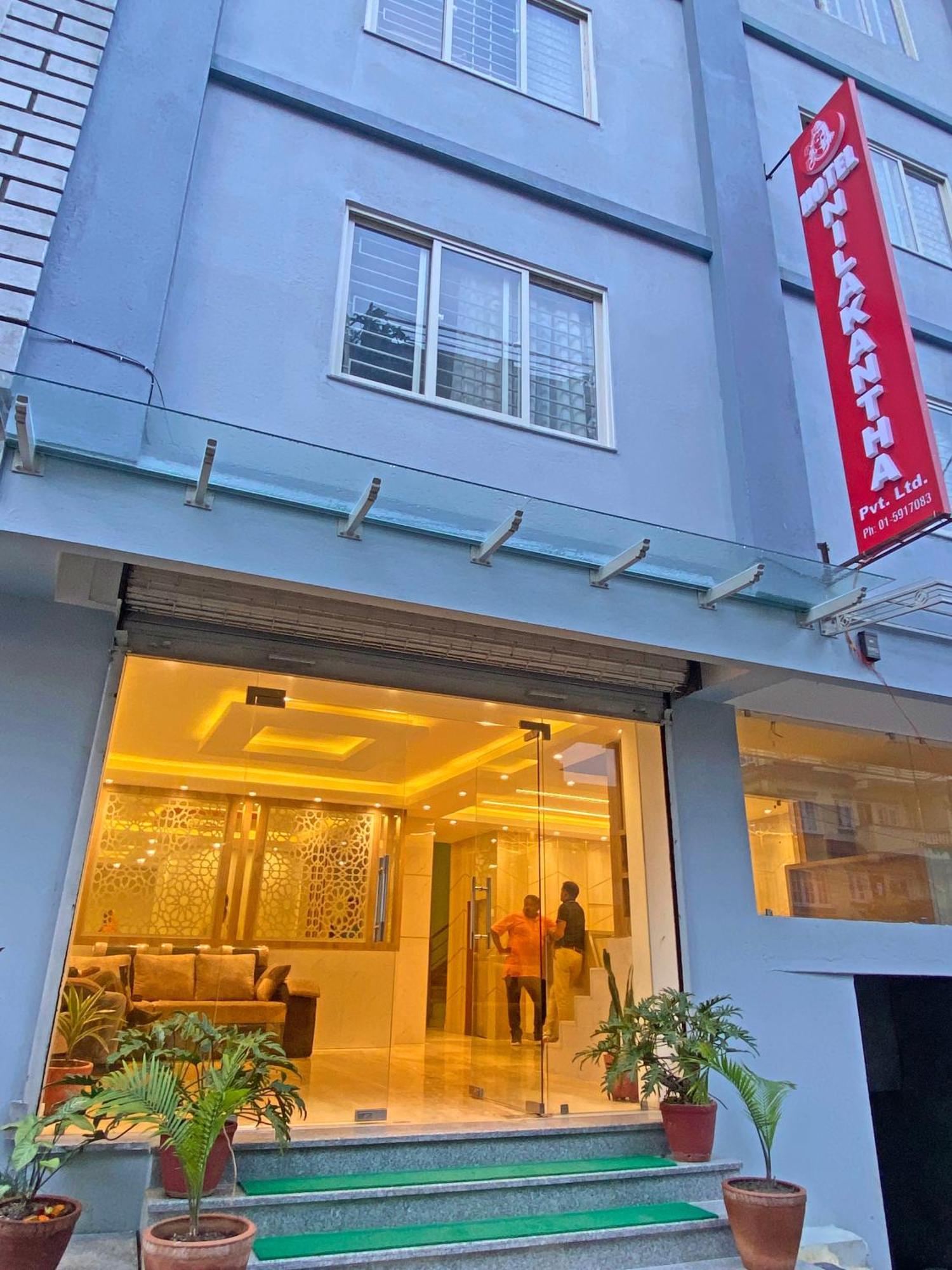 Hotel Nilakantha Pvt. Ltd Катманду Экстерьер фото