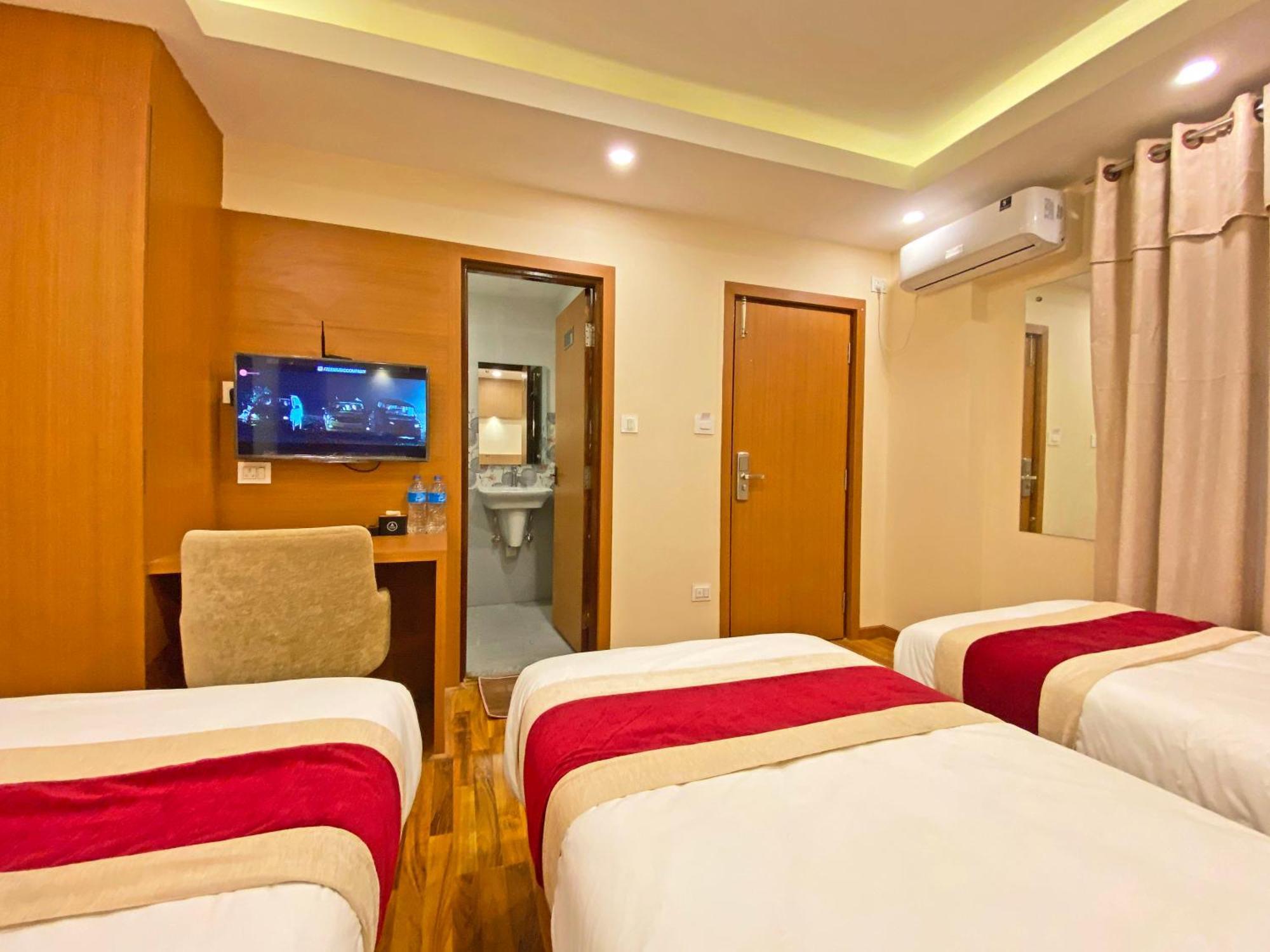 Hotel Nilakantha Pvt. Ltd Катманду Экстерьер фото